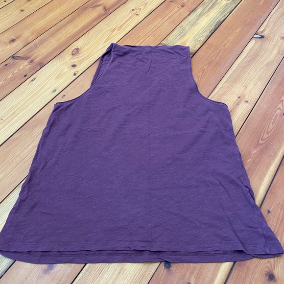 🔴 Madewell purple v-neck tank, size large - Picture 4 of 4